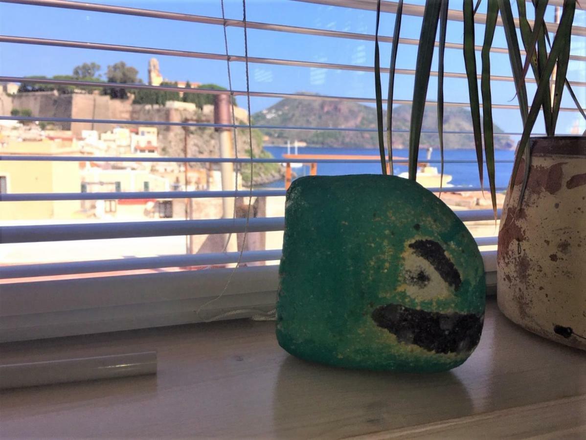 Casa Mafalda B&B Λίπαρι Εξωτερικό φωτογραφία
